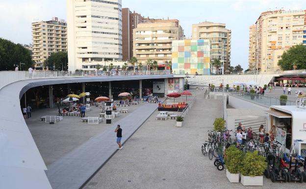 La exposicion temporal de Lego mas grande de Europa ocupara la esquina de oro del Muelle Uno Diario Sur